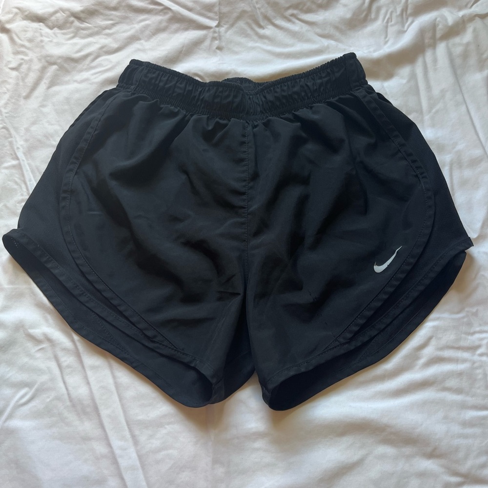 Black Nike shorts